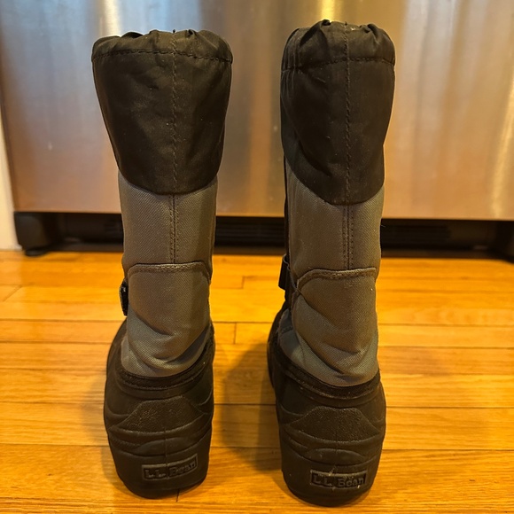 LL Bean Northwoods Kids size 4 Waterproof Winter Boots - Picture 7 of 12